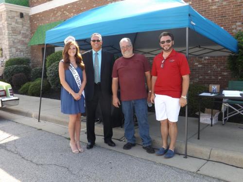 Miss Ontario, Ontario Mayor Randy Hutchinson, JR the DJ and Matt Young enjoying the Richland County Law Enforcement Appreciation Day